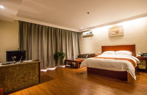 Danyang Hotel | GreenTree Inn Zhenjiang Danyang Wanshan Park Express Hotel