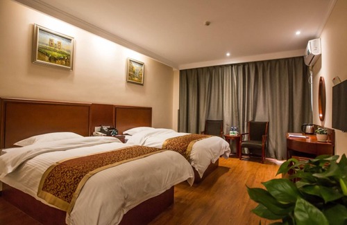 Danyang Hotel | GreenTree Inn Zhenjiang Danyang Wanshan Park Express Hotel