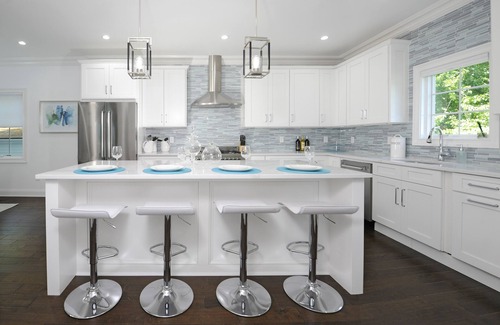 Greenwich House | Greenwich Proper Brand New Home - 5 minutes to town and train - Must See!
