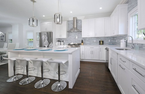Greenwich House | Greenwich Proper Brand New Home - 5 minutes to town and train - Must See!