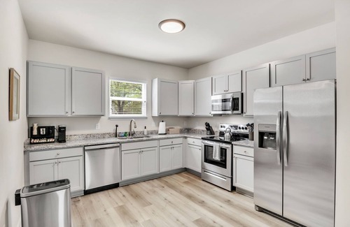 Greer House | Greer Charm: Pet-Friendly 2BR with Fire Pit