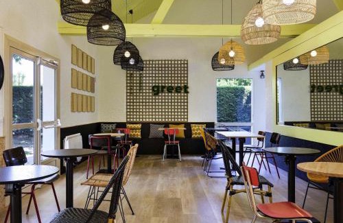 Villeneuve-la-Garenne Hotel | Greet Hôtel Villeneuve la Garenne - rénové