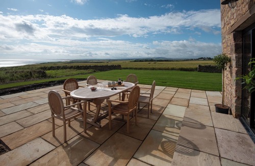 Berwick-upon-Tweed Cottage | Gregor's Cottage: Best coastal view, luxury inside
