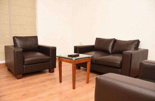 Mylapore Tiruvallikk Hotel | Grey Suit