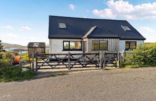 Isle of Barra House | Grianan
