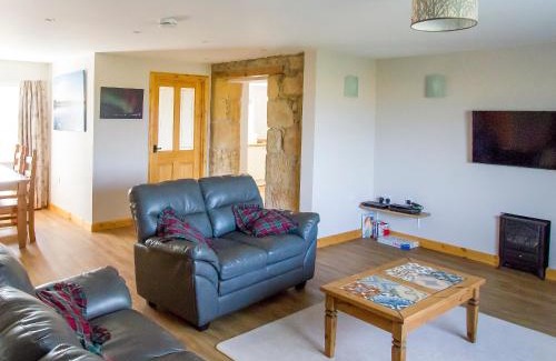 Tain House | Grieve's Cottage