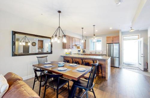 Snow Pine Estates House | Grizzly Ridge