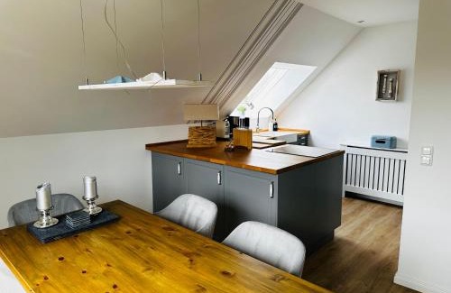 Kellenhusen Apartment | Große deluxe Ferienwohnung mit Balkon, 2 SZ und nur 300m zum Strand