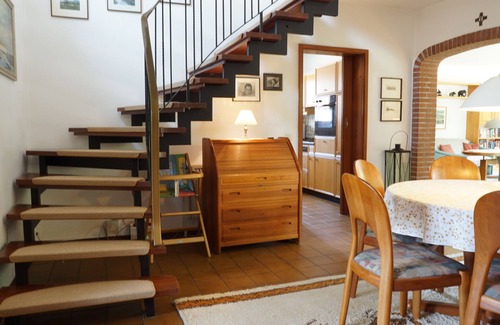 Garding House | Großes Einfamilienhaus für 6 Personen mit Terrasse und Garten