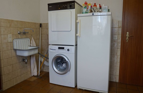 Garding House | Großes Einfamilienhaus für 6 Personen mit Terrasse und Garten