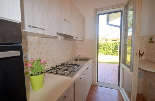 Lido delle Nazioni House | Ground floor villa with large garden in a quiet area