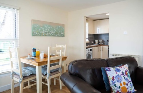 Hougue Moulin Apartment | Ground-Floor Apartment in Quiet Coastal Location (Two-Bedrooms)