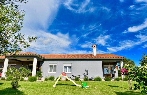Skatari House | Ground Floor Apartments With Spacious Backyard