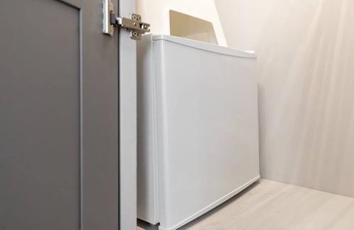 Warrington Apartment | Ground floor compact studio with mini kitchen