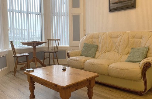 Weston-super-Mare Apartment | Ground Floor One Bedroom