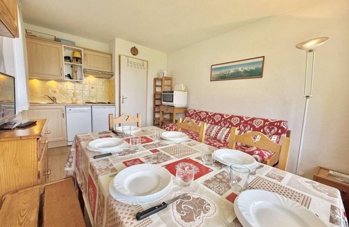 Praz-sur-Arly Apartment | Ground floor, terrace, tv, ski locker, 36m², Praz sur Arly