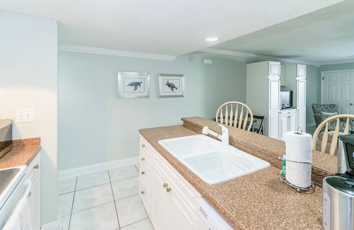 Sawgrass House | Ground Floor Convenient Gated condo at Beach Sawgrass - Pet Friendly!