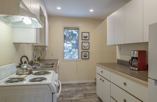 Silver Star Mountain Apartment | Ground level suite, updated kitchen, sauna and close to village and chairlifts.