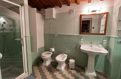 Sesto Fiorentino Apartment | Ground roof apartment in a rural setting