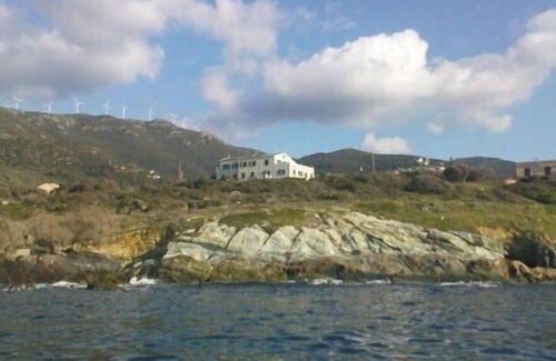 Centuri Apartment | GROUND VILLA T 5 CENTURI CAP CORSE 150M FROM THE SEA