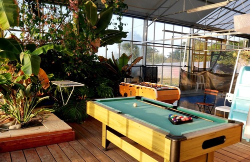 Casson Villa | Group gite with indoor swimming pool in the countryside