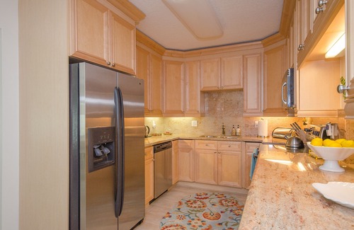 Singer Island House | Groups, Families & Pet Owners Dream! 3min walk to beach & 7min to National Park!