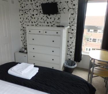 Beeston House | Grove Guest House