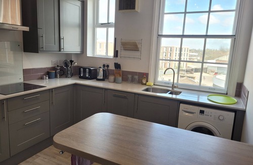 Leamington Spa Apartment | Grove Place - 2 Bedroom apartment Leamington Spa