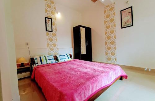 Vagator Hotel | GS Home on the Bay- Super Sea & Garden view Glass studio apartment