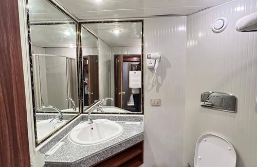 Aswan Boat Rental | GTS Nile Cruise