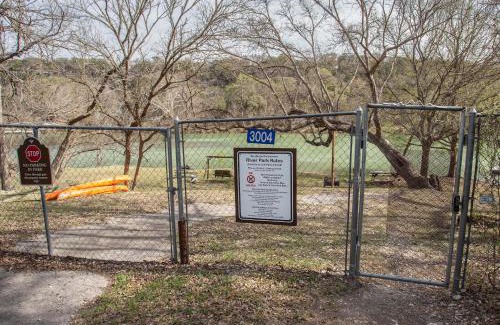 Hunt House | Guad is Good - Guadalupe River Cabin