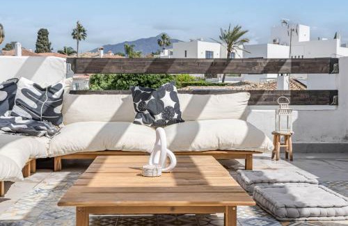 San Pedro de Alcantara House | Guadalvillas 105