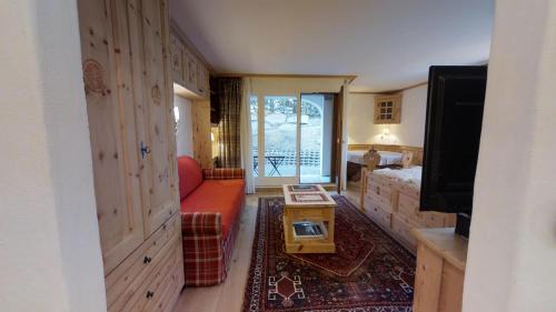 Champfer Apartment | Guardalej 205