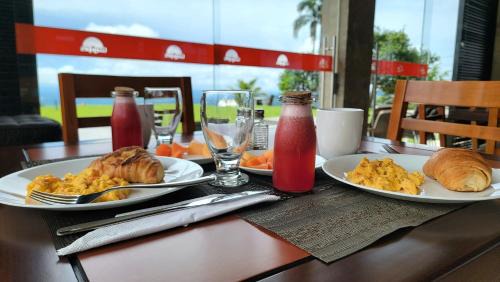 Guamal Hotel | Guayupes Hotel de Aventura
