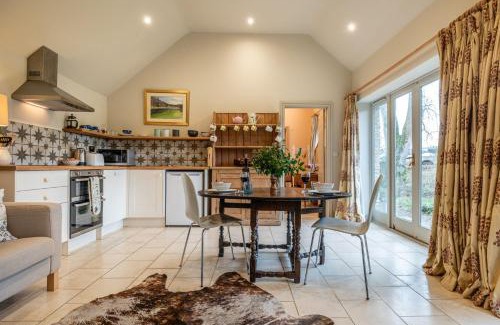 Great Rollright House | Guddlebrook Two