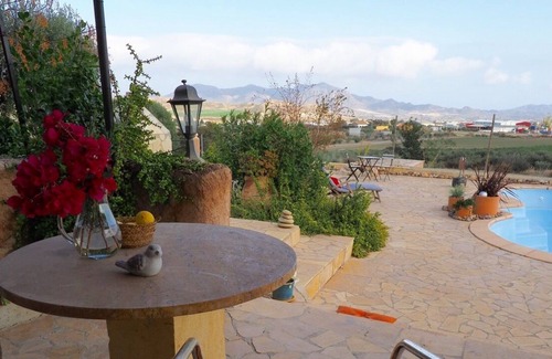 Cuevas Del Almanzora Apartment | Guest apartment in a rural setting