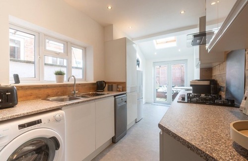 Caversham House | Guest Homes | Caversham Westfield House