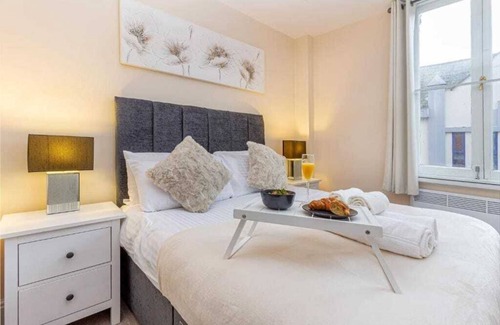 Worcester Apartment | Guest Homes | Trinity Flat
