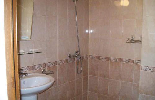 Primorsko House | Guest House Donchevi