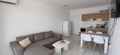 Obzor House | Guest House Drazhev