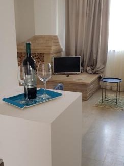 Zabrezani House | Guest house Flora