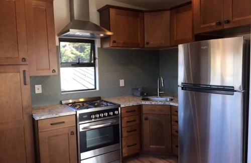 Morro Bay House | GUEST HOUSE - FULL MORRO ROCK & OCEAN VIEWS