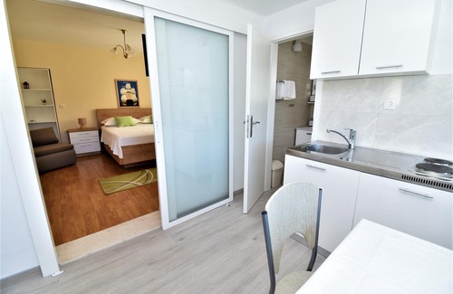 Srebreno House | Guest House Kanjuo