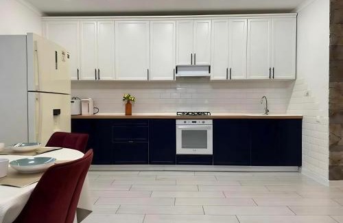 Almaty House | Guest House