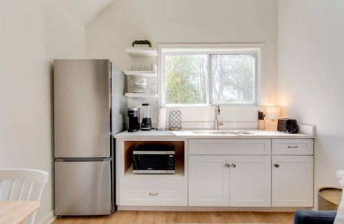 Murfreesboro Apartment | Guest House Near MTSU, Clean & Professionally Set