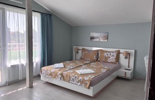 Lozenets House | Guest House Nikolovi
