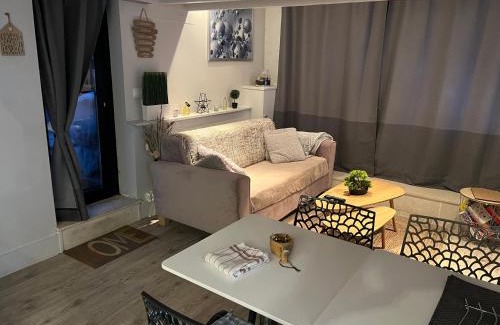 Dampmart House | Guest House proche Disneyland Paris Piscine ouverte en saison estivale