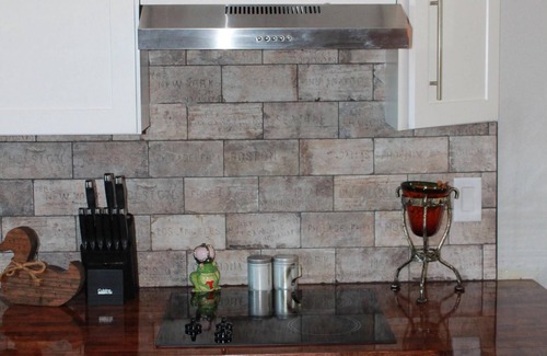 Stillwater Apartment | Guest House/Studio Apartment Minutes Away from OSU!