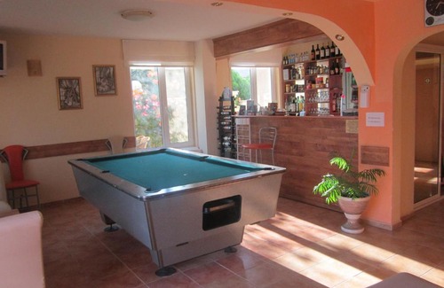 Primorsko House | Guest House Yug