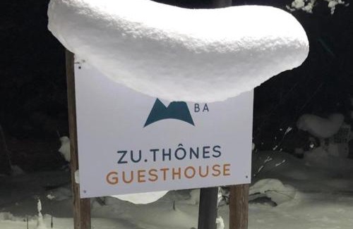 Happo Bed & Breakfast | GUEST HOUSE ZU-THONES HAKUBA